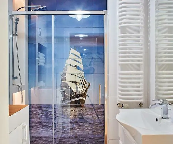 Sun - Krolewskie Kamieniczki * Sopot